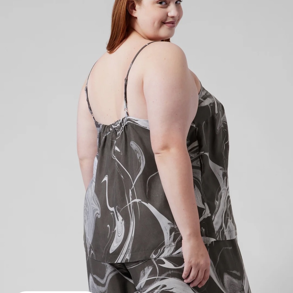 ATHLETA - Calm Cool Cami Marble Gray White Silky NEW - Picture 3 of 4